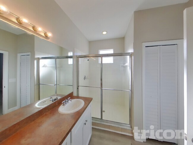 Building Photo - 8505 Pinetop Ridge Ln