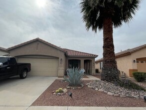 Building Photo - Gorgeous Rental! Move In Special! 1/2 Off ...