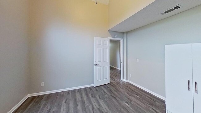 Building Photo - 6172 Sayler Park