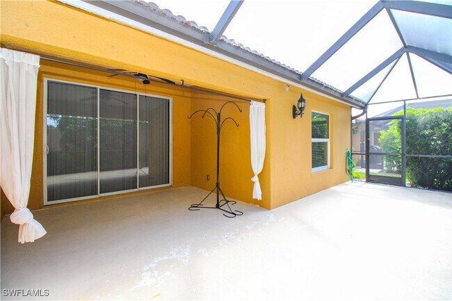 Building Photo - 15077 Cortona Way