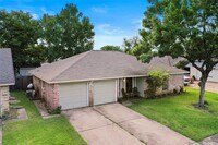 Building Photo - 1350 Holbech Ln