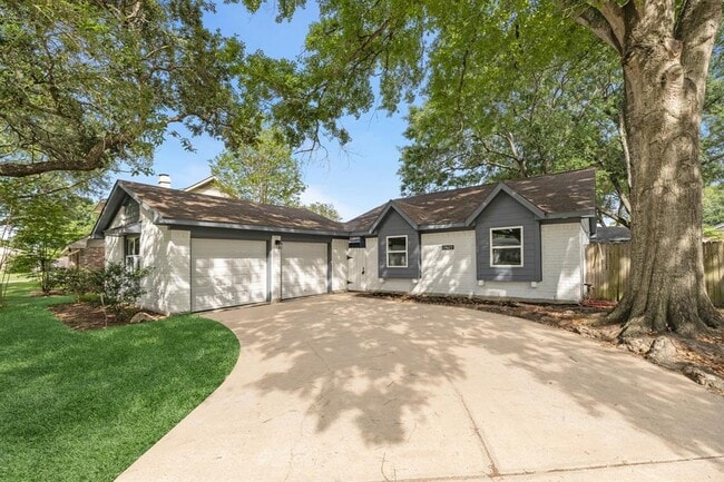 Building Photo - 13607 Salisbury Dr