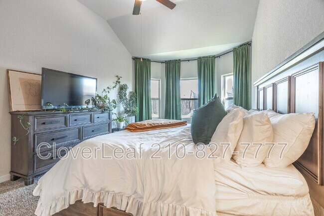 Building Photo - 709 Stonemanor Bay