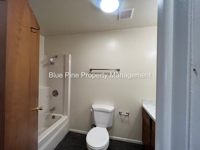 Building Photo - 1445 S Emerson Ave