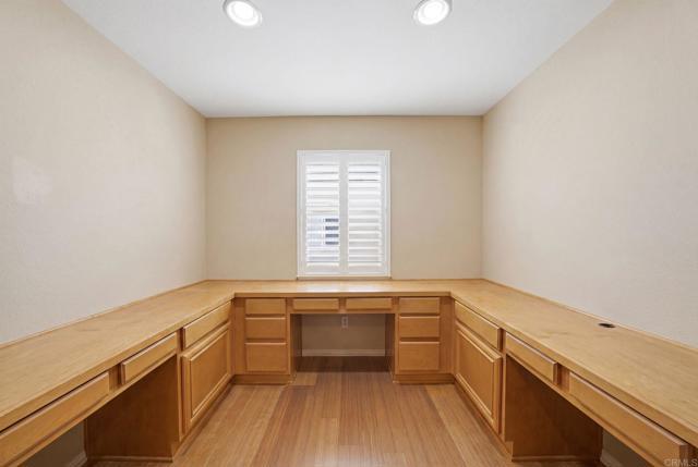 Building Photo - 344 Plaza Los Osos