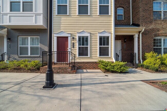 Building Photo - 5302 Masons Ln