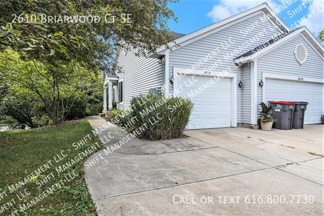 Building Photo - 2610 Briarwood Ct SE