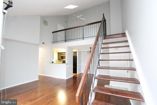 Building Photo - 2202 Aspen Dr