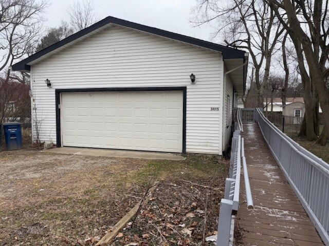 Primary Photo - 3465 La Salle Dr