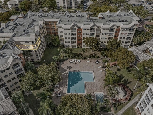 Building Photo - 8160 Geneva Ct