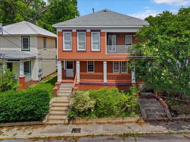 Building Photo - Charming Downtown Macon Home Near Mercer University