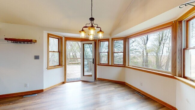 Building Photo - Beautiful Acreage