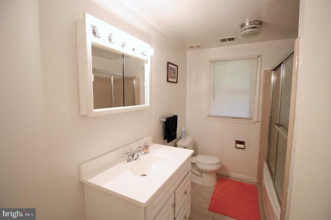 Building Photo - 6503 Machodoc Ct