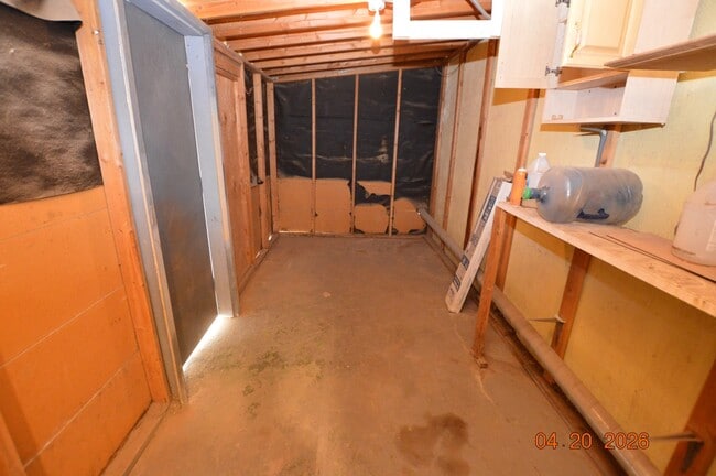 Building Photo - 325 Pershing Dr