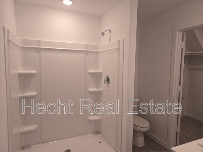 Building Photo - 1518 Tiptop Mdw