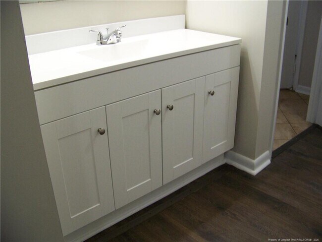 Building Photo - 663 Bartons Landing Pl