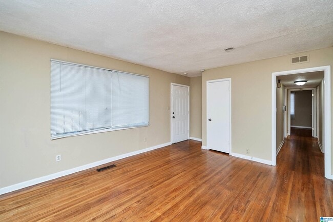 Building Photo - 1425 66th St