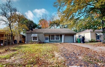 Building Photo - 3826 Landa Ln