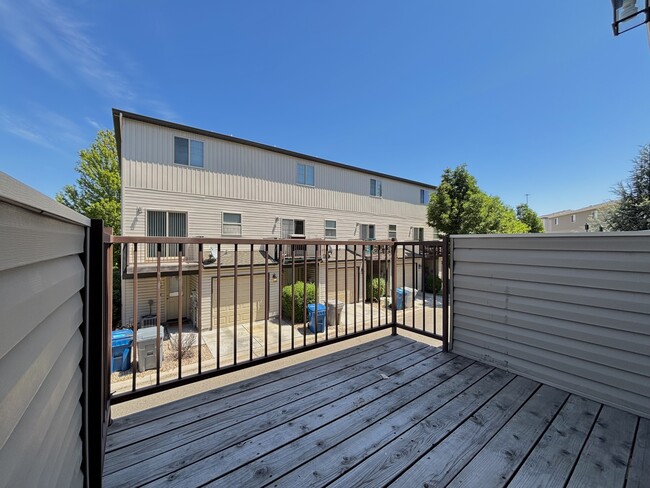 Building Photo - 8861 W Pine Valley Ln