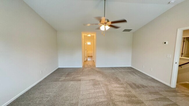 Building Photo - 156 Calming Crk Wy
