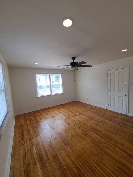 Living Room, View 1 - 6301 Morton St