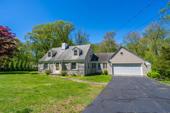 Primary Photo - 312 Fairlea Rd