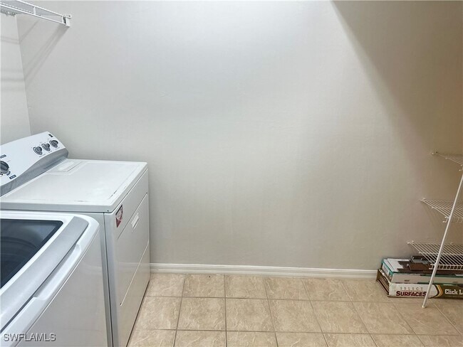 Building Photo - 14764 Pinnacle Pl