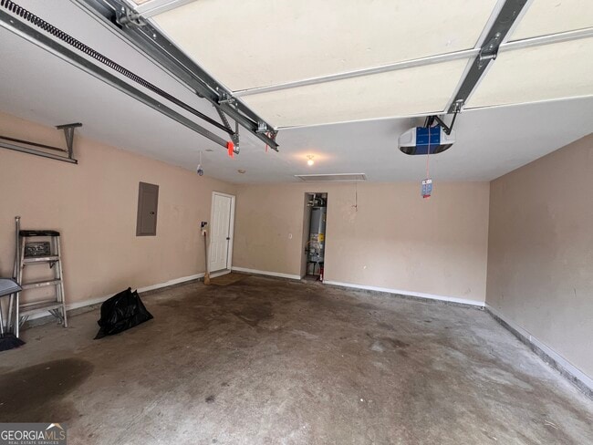 Building Photo - 63 Camden Way