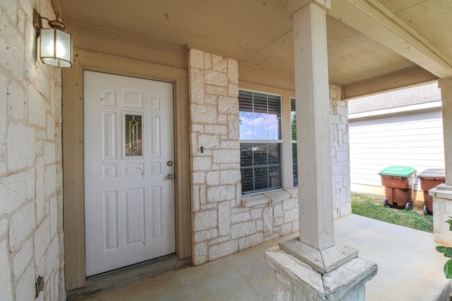 Building Photo - 819 Rodeo Ranch