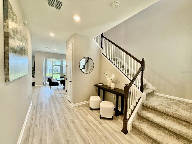 Building Photo - 6255 Golden Bch Dr