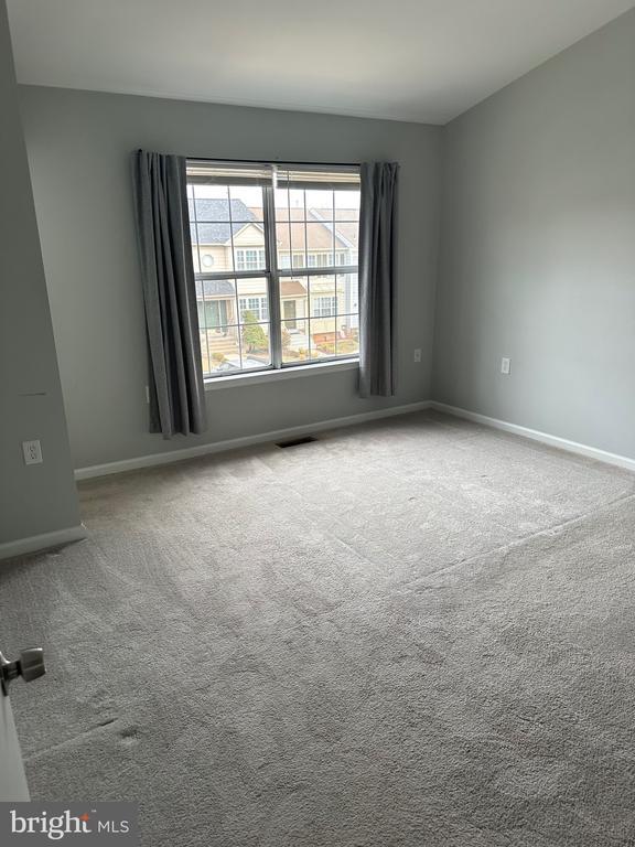 Building Photo - 10934 Mission Ridge Dr