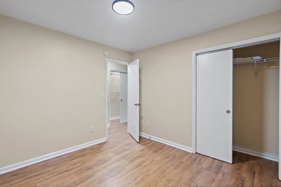 Building Photo - 1539 White Rd