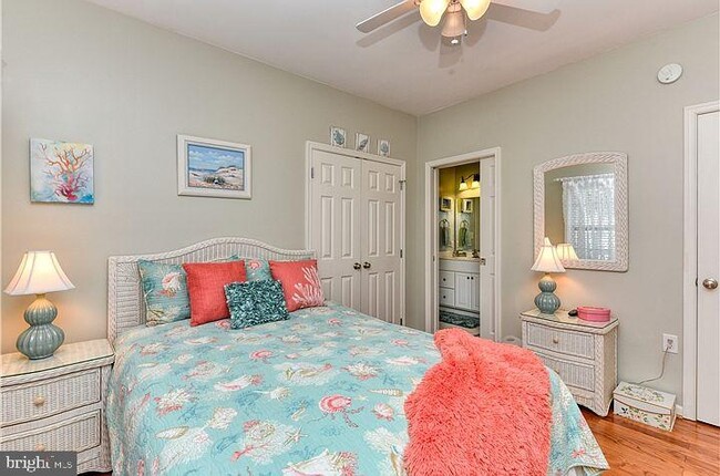Building Photo - 17436 Slipper Shell Way