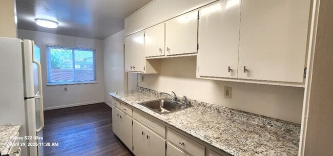 Building Photo - Charming 3 Bedroom 2 Bath Home San Leandro!