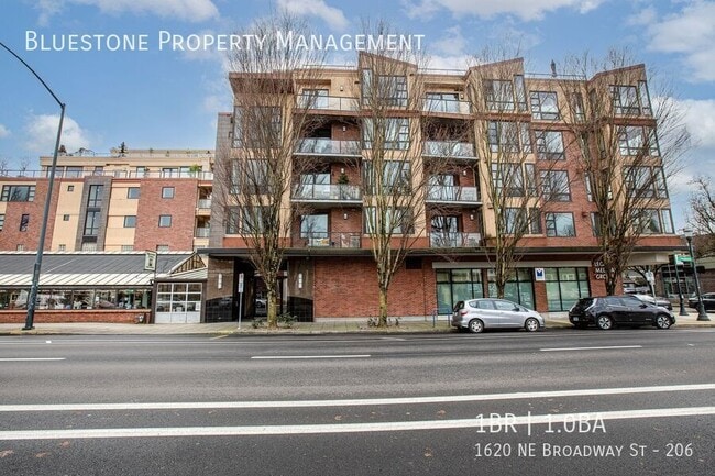 Building Photo - 1620 NE Broadway