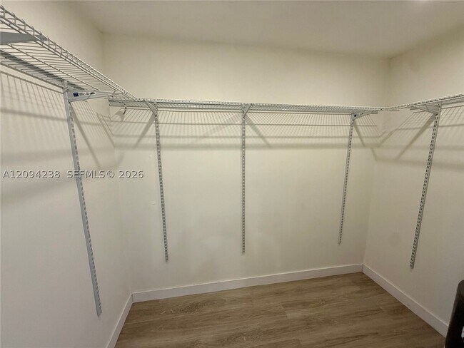 Building Photo - 108 Waterway Dr S