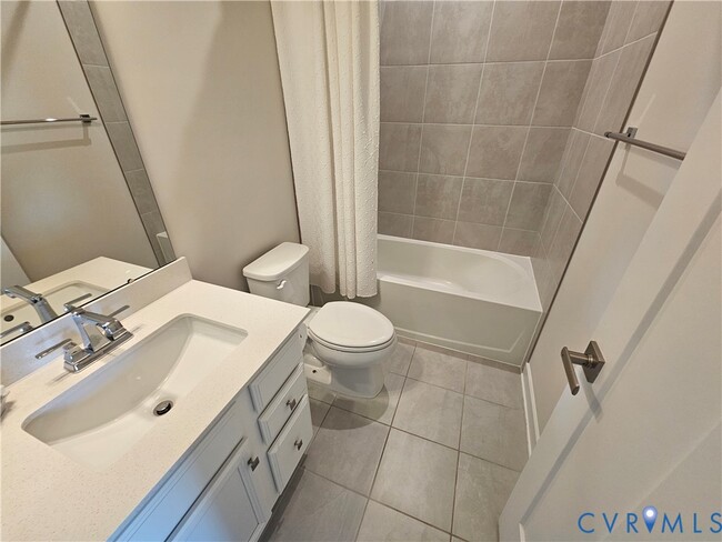 Building Photo - 2109 Old Manchester St