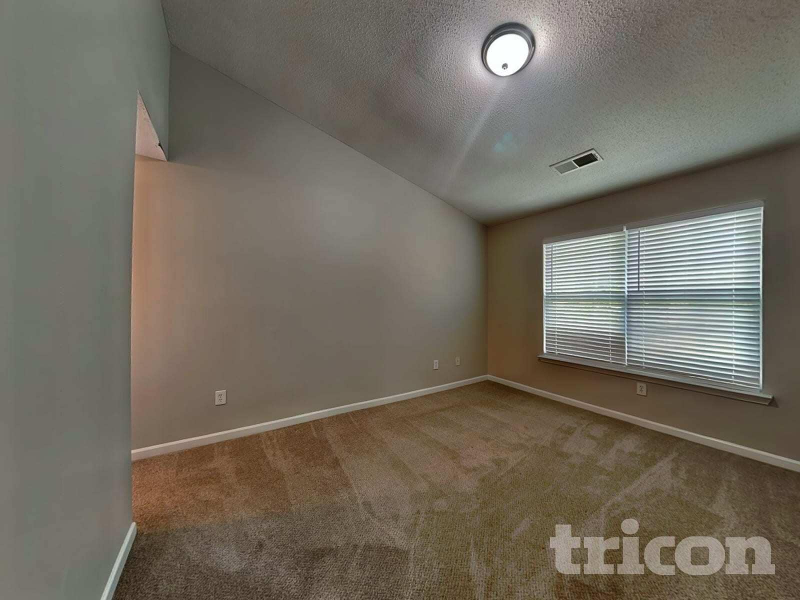 Building Photo - 205 Lossie Ln