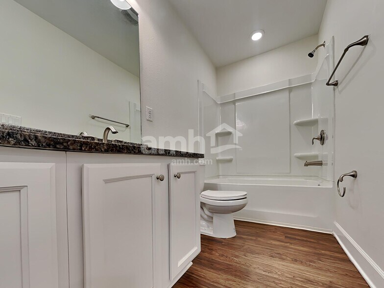 Building Photo - 1215 Tan Tara Trail