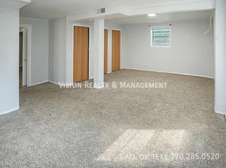 Building Photo - 1422 Flamingo Ln