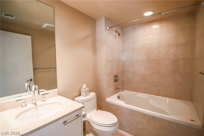 Building Photo - 322 Karen Ave