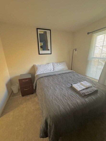 Building Photo - 10946 Rampart Way