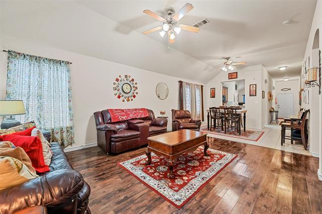 Building Photo - 3505 Versante Dr
