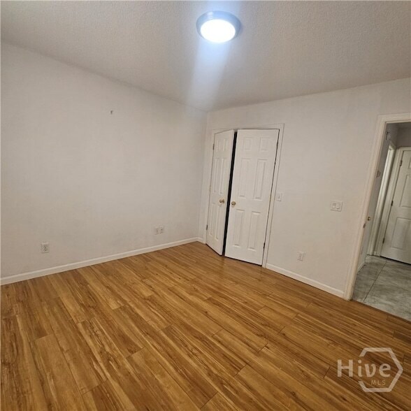 Building Photo - 711 Plantation Dr