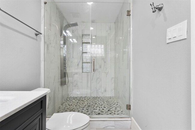 Building Photo - 7727 Barberton Dr