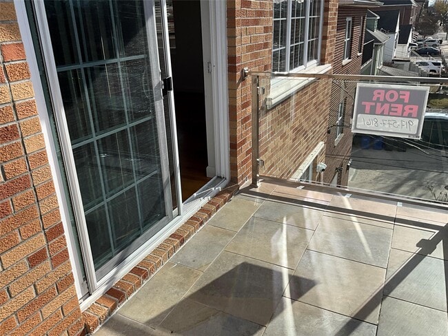 Building Photo - 258 Buttrick Ave