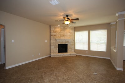 Building Photo - 24776 Buck Creek