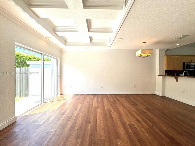 Building Photo - 11667 NE 18th Dr