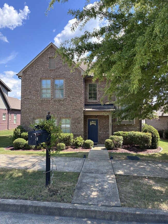 Building Photo - 2491 Mimms Ln