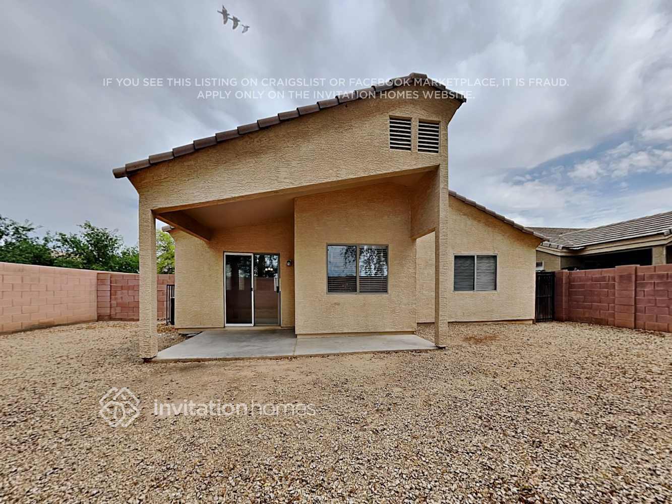 Building Photo - 3433 W La Salle St